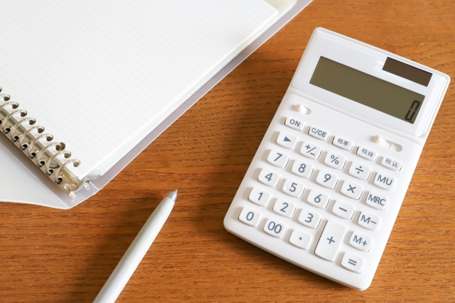 不用品を売ったら確定申告するの？